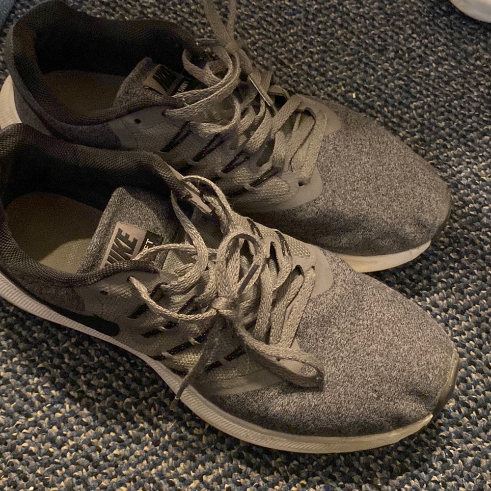 nike run swift shoes